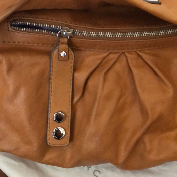 MARC BY MARC JACOBS Classic Leather Bag - Picture 11 of 16